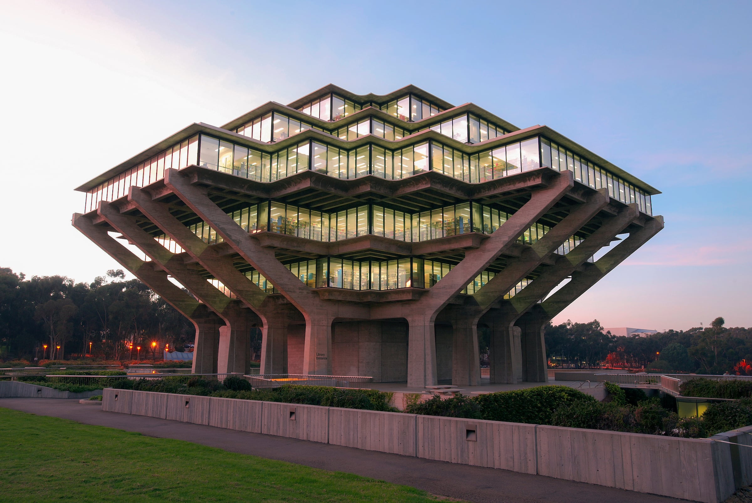 UCSD campus background