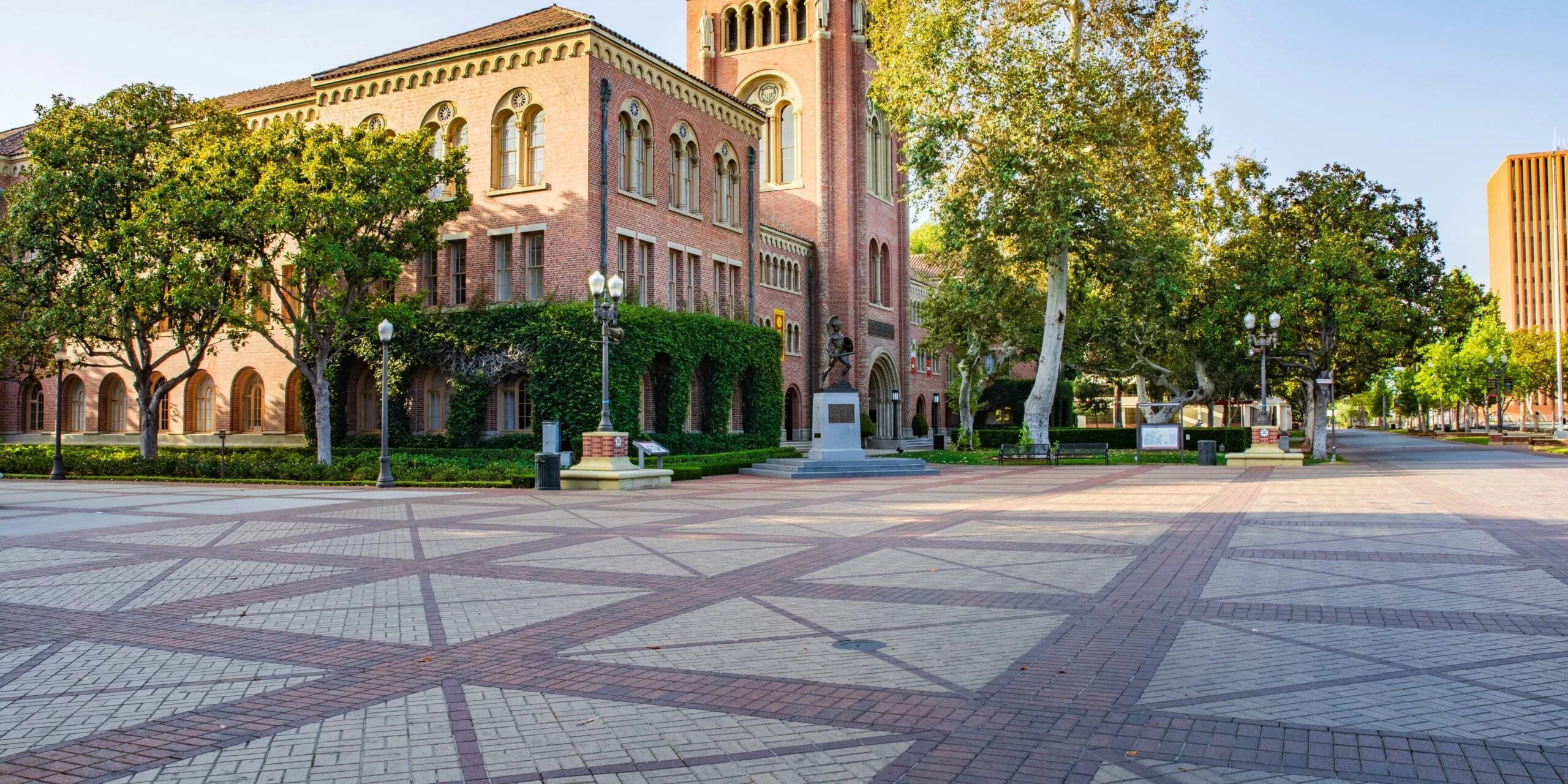 USC campus background